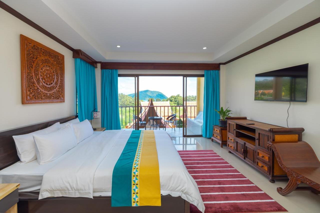 Phuket Kana International Hotel普吉岛卡娜国际酒店 Rawai Экстерьер фото